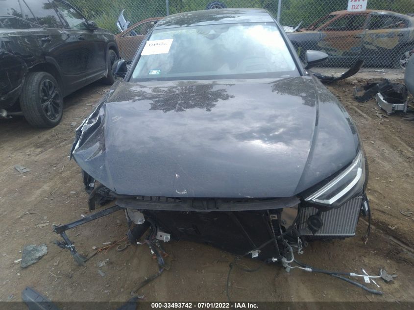2021 AUDI A8 L WAU8DAF80MN030650