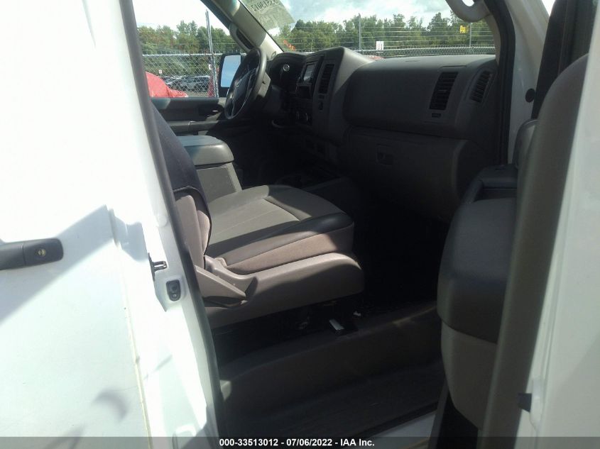 2015 NISSAN NV SV 1N6BF0KY4FN800934
