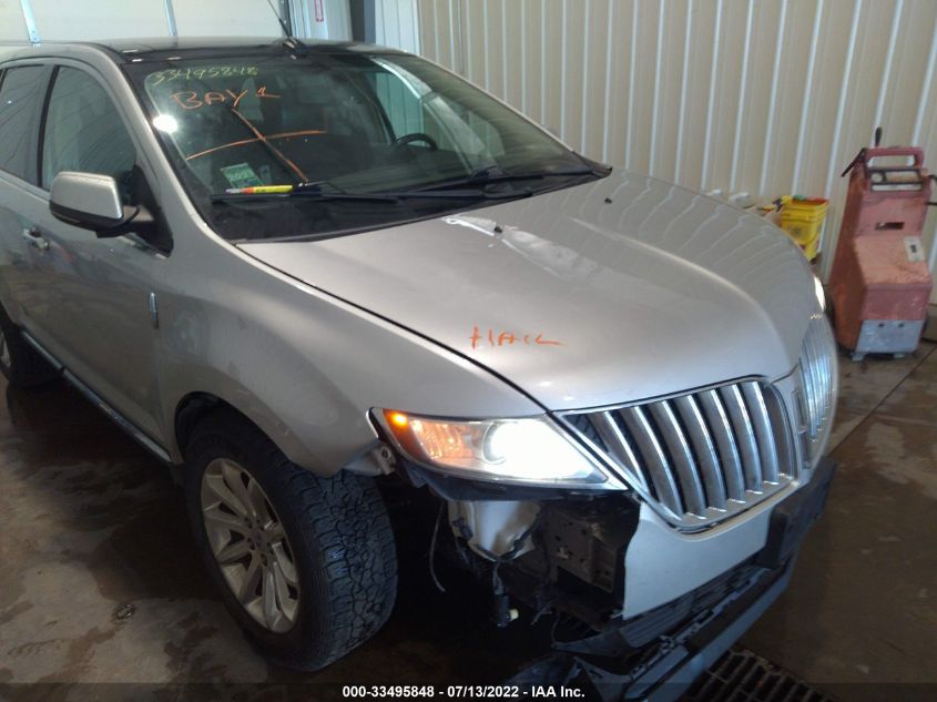 2014 LINCOLN MKX 2LMDJ8JK9EBL14572
