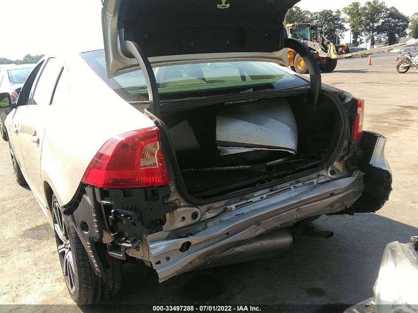2017 VOLVO S60 PREMIER LYV402TK8HB128186