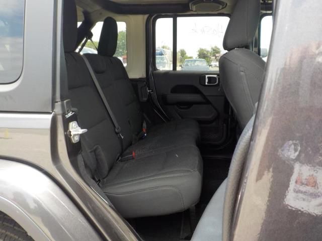2020 JEEP WRANGLER UNLIMITED SAHARA 1C4HJXEN4LW256981