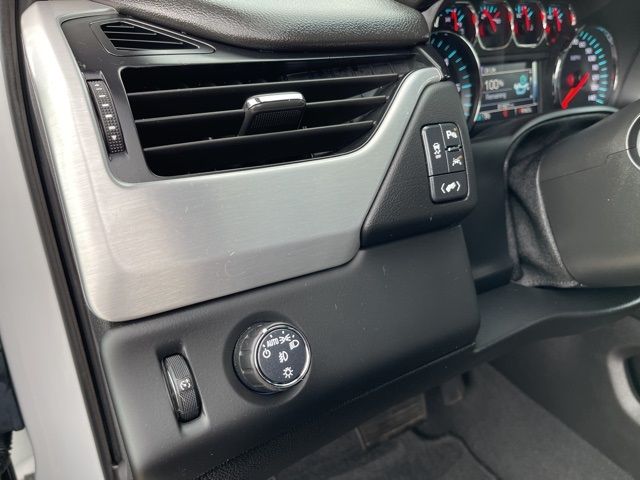 2020 GMC YUKON XL SLT 1GKS1GKC5LR298054