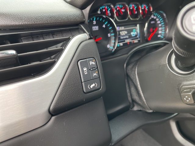 2020 GMC YUKON XL SLT 1GKS1GKC5LR298054
