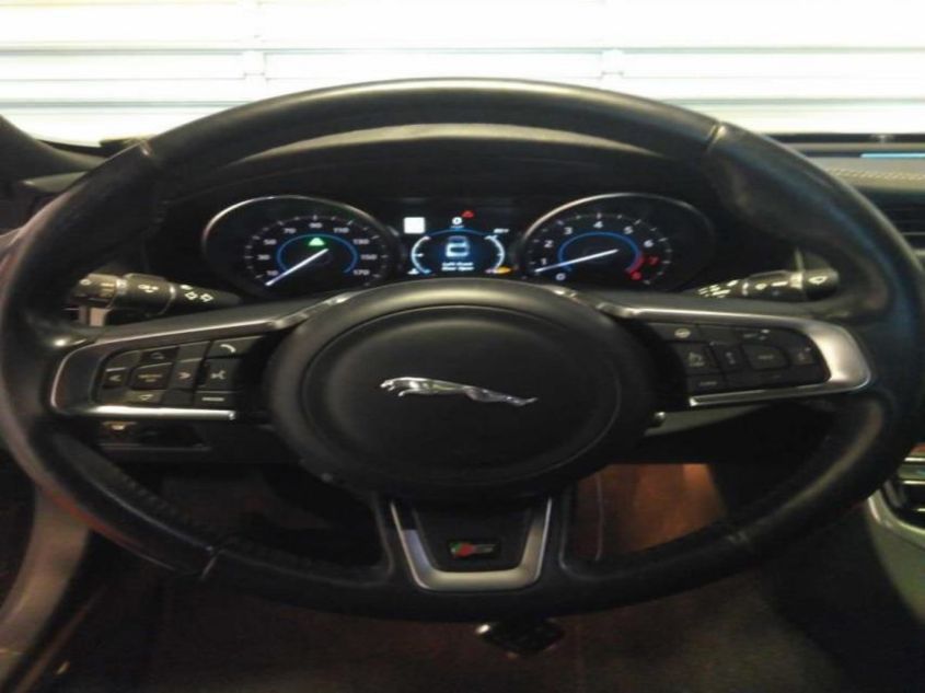 2016 JAGUAR XF S SAJBG4BV3GCY17851