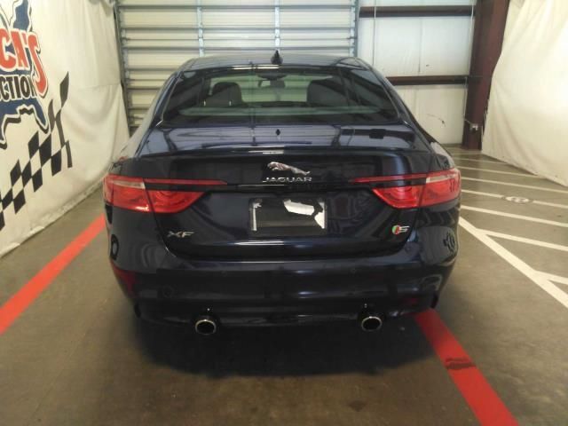 2016 JAGUAR XF S SAJBG4BV3GCY17851