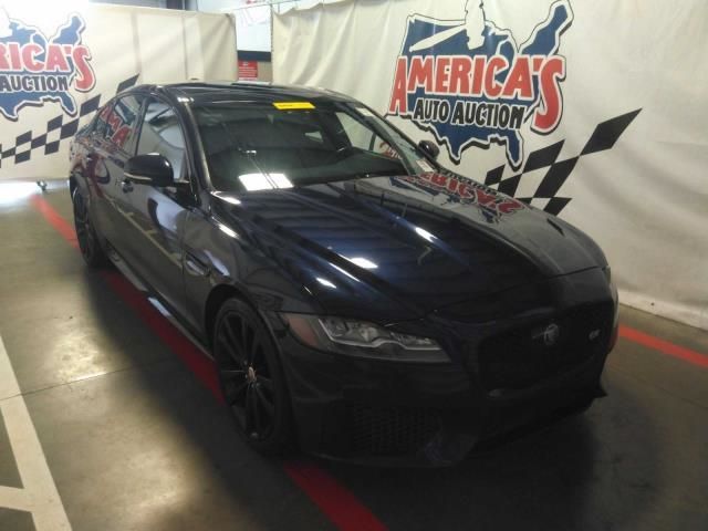2016 JAGUAR XF S SAJBG4BV3GCY17851