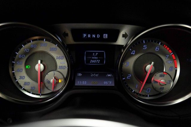 2013 MERCEDES-BENZ SL-CLASS SL 550 WDDJK7DA9DF015082