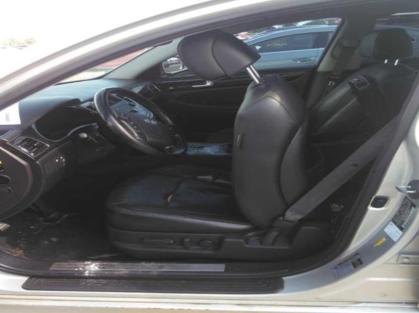 2013 HYUNDAI GENESIS 3.8L KMHGC4DD1DU238475