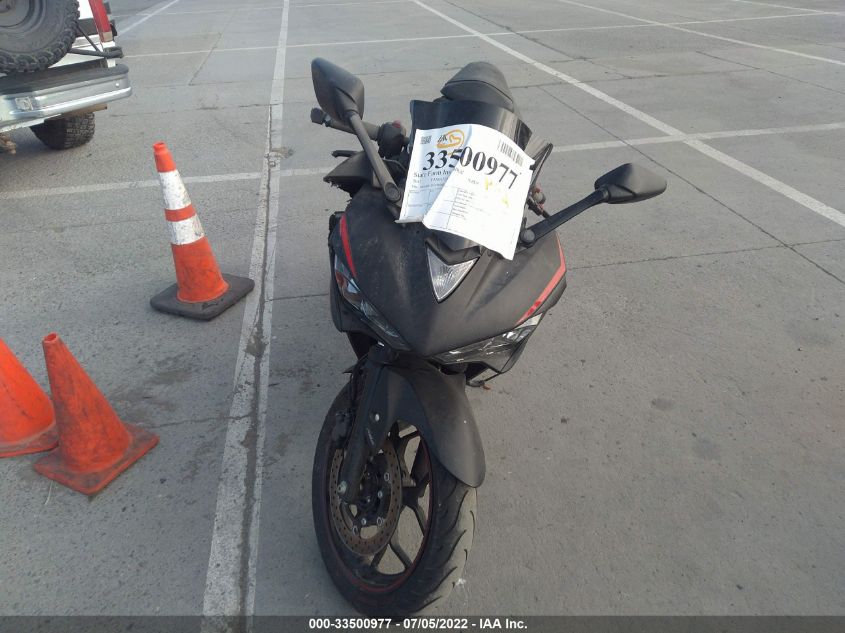 2017 YAMAHA YZFR3 A MH3RH15Y3HK003335