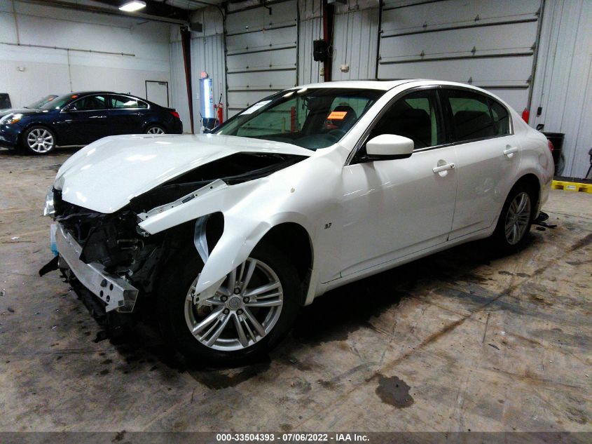2015 INFINITI Q40 JN1CV6ARXFM523013