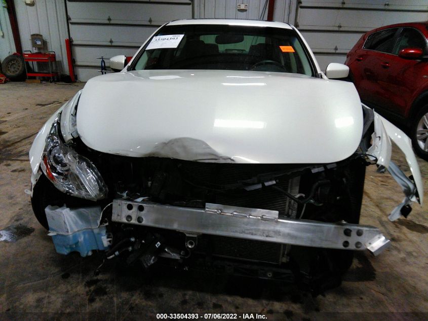 2015 INFINITI Q40 JN1CV6ARXFM523013