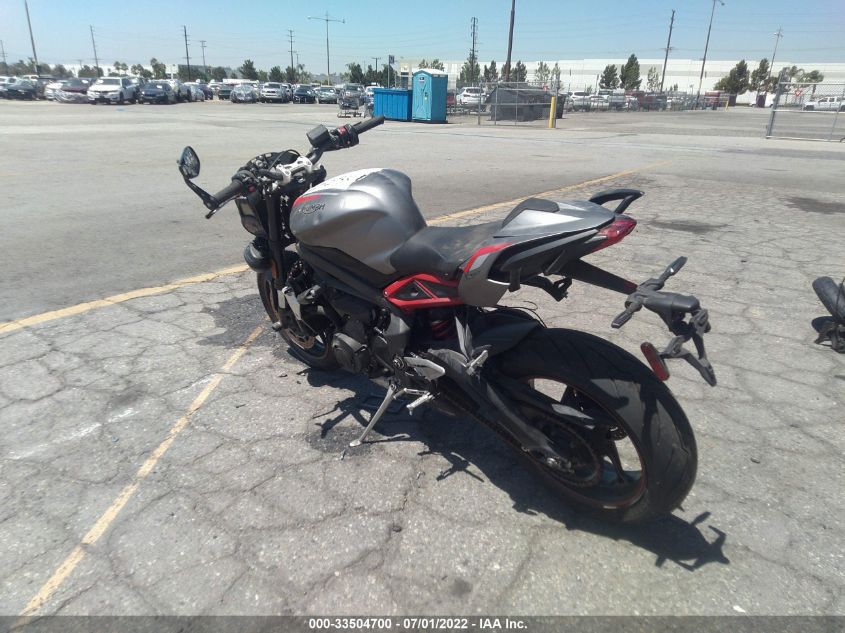 2020 TRIUMPH MOTORCYCLE STREET TRIPLE R SMTA534D4LTAA1272