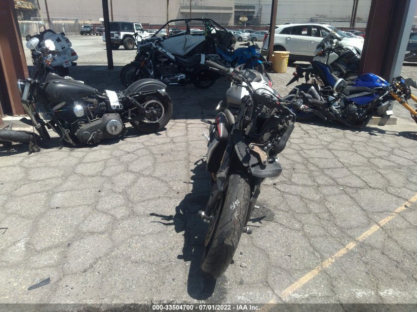 2020 TRIUMPH MOTORCYCLE STREET TRIPLE R SMTA534D4LTAA1272