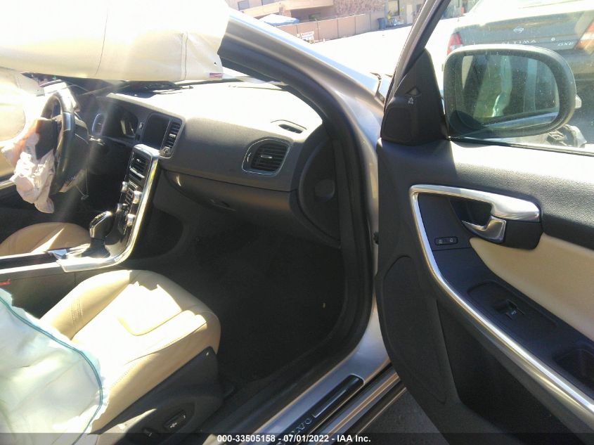 2015 VOLVO S60 T5 DRIVE-E PREMIER YV140MFK7F2359774