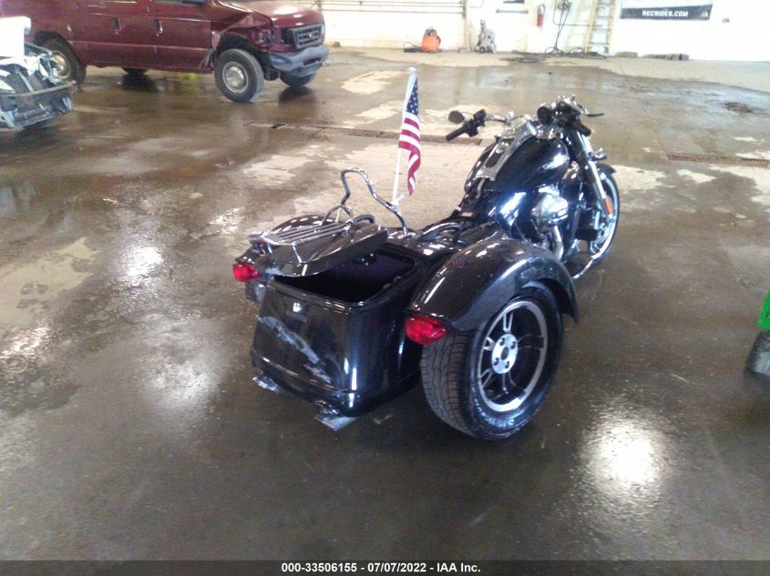 2016 HARLEY-DAVIDSON FLRT FREE WHEELER 1HD1MCM18GB850694