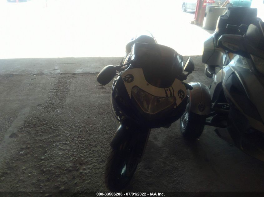2003 SUZUKI GSX-R600 JS1GN7BA332111661