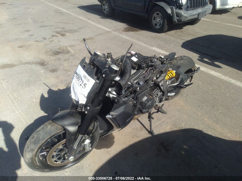 2022 DUCATI DIAVEL 1260 S ZDMGAHRW0NB005443