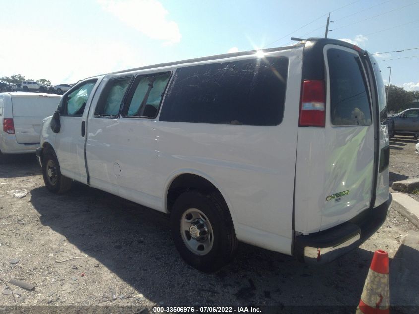 2018 CHEVROLET EXPRESS PASSENGER LT 1GAWGFFG4J1248673