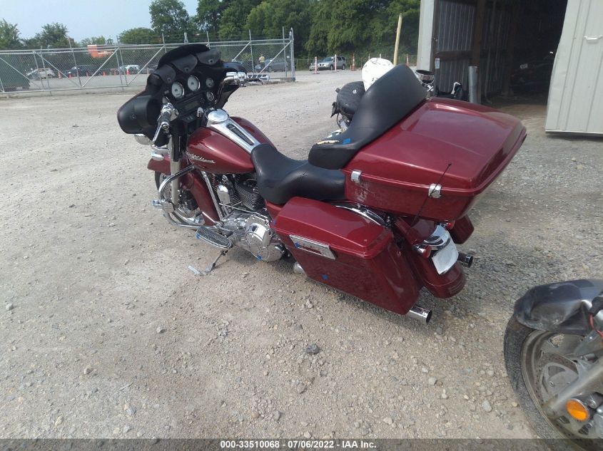 2010 HARLEY-DAVIDSON FLHX 1HD1KB413AB661779