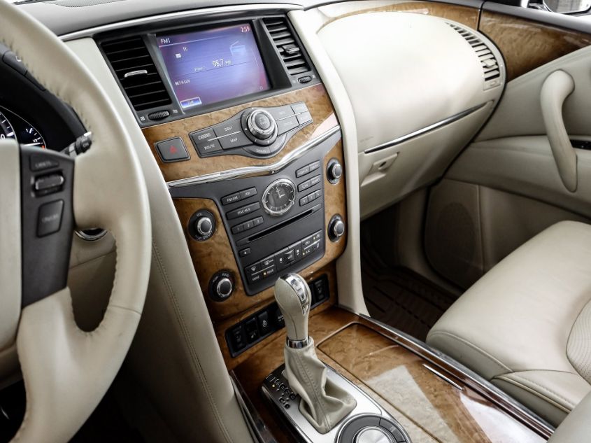2014 INFINITI QX80 JN8AZ2NFXE9555497