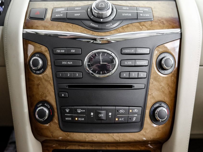 2014 INFINITI QX80 JN8AZ2NFXE9555497
