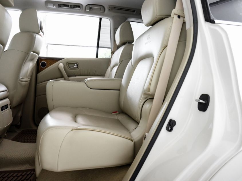 2014 INFINITI QX80 JN8AZ2NFXE9555497