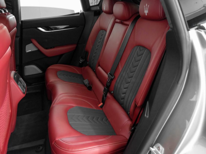 2018 MASERATI LEVANTE S GRANLUSSO ZN661YUL4JX284282