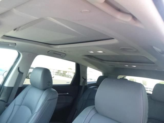 2021 BUICK ENCLAVE ESSENCE 5GAEVAKW1MJ143877