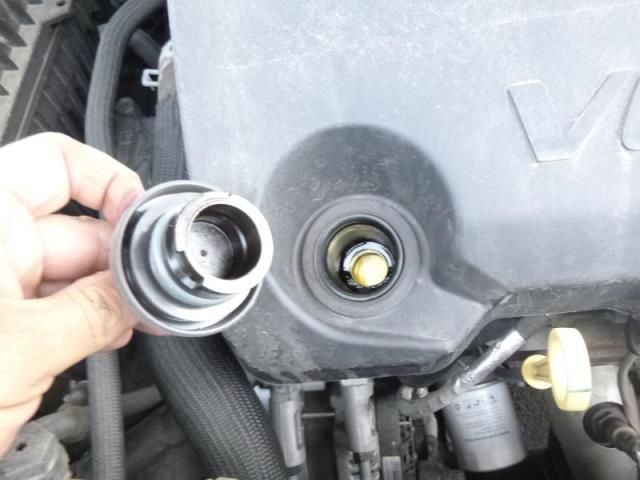 2021 BUICK ENCLAVE ESSENCE 5GAEVAKW1MJ143877