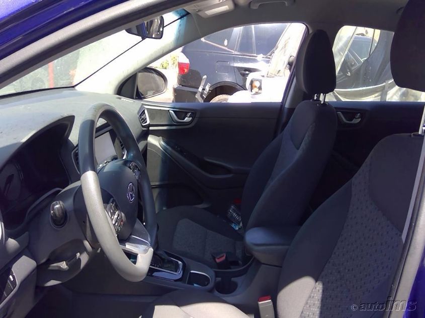 2019 HYUNDAI IONIQ HYBRID BLUE KMHC65LC5KU178556