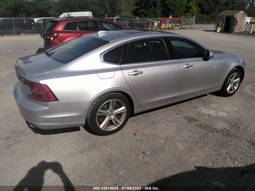 2018 VOLVO S90 MOMENTUM LVY102AK7JP047897