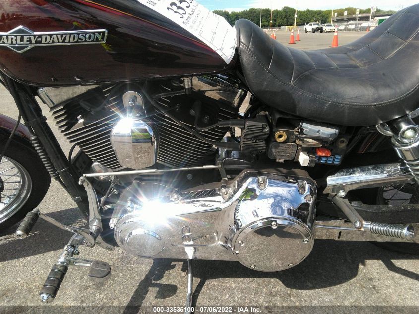 2011 HARLEY-DAVIDSON FXDC 1HD1GV41XBC304663