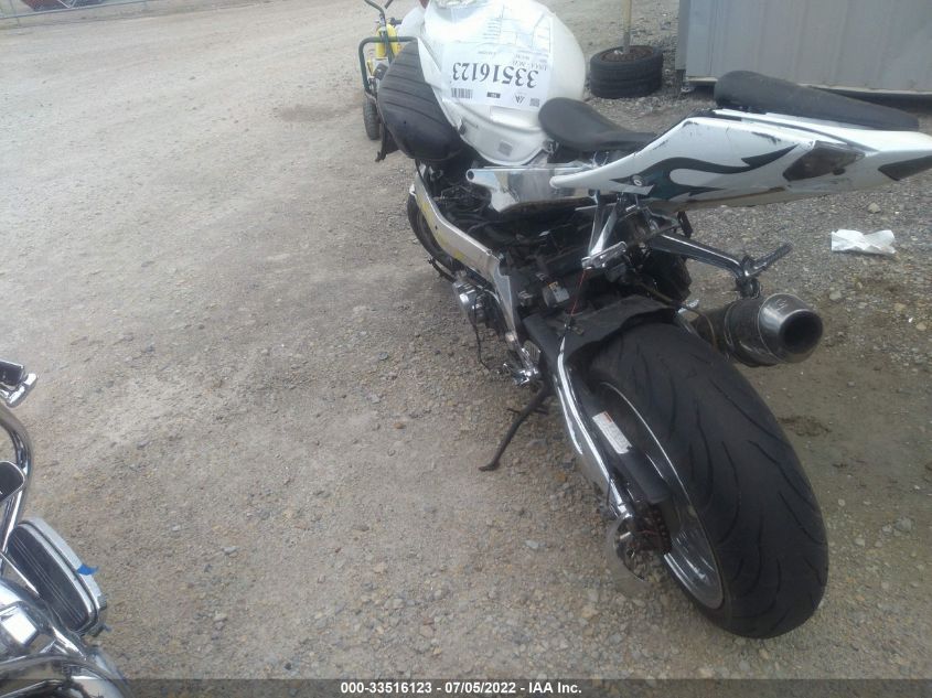 2005 SUZUKI GSX-R1000 JS1GT76A352104521