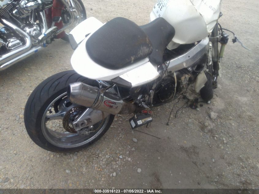 2005 SUZUKI GSX-R1000 JS1GT76A352104521