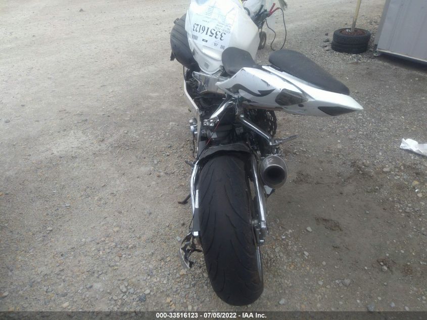 2005 SUZUKI GSX-R1000 JS1GT76A352104521