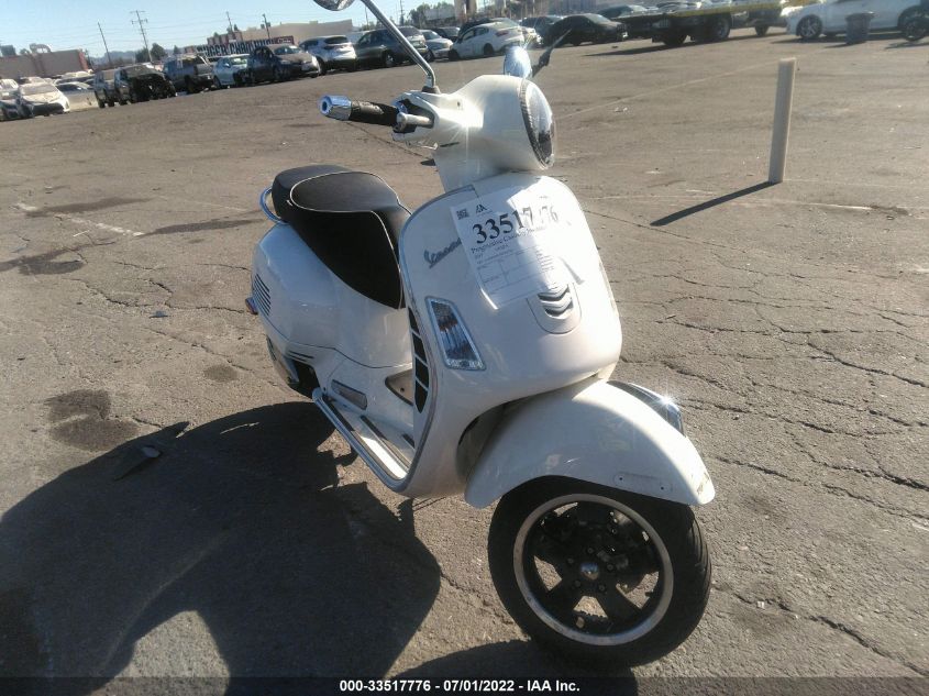 2017 VESPA GTS 300 SUPER ZAPM459L3H5101742