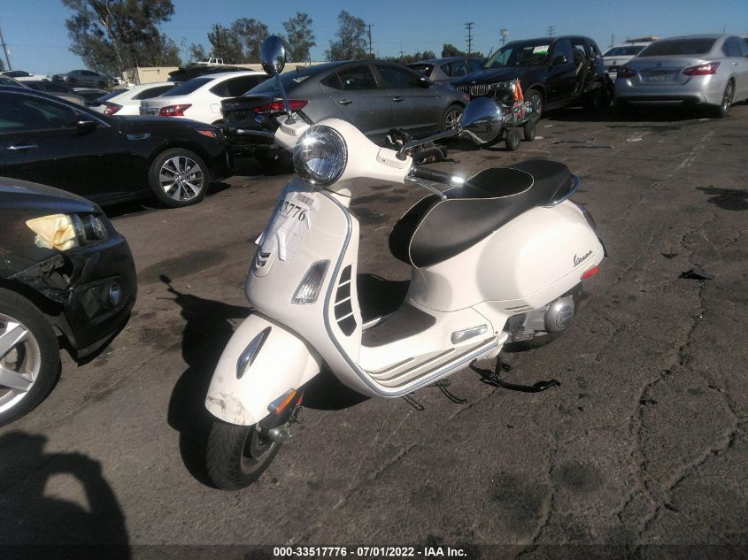 2017 VESPA GTS 300 SUPER ZAPM459L3H5101742