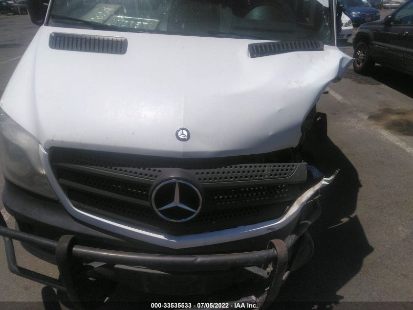 2015 MERCEDES-BENZ SPRINTER CARGO VANS WD3PE8CC0FP142654
