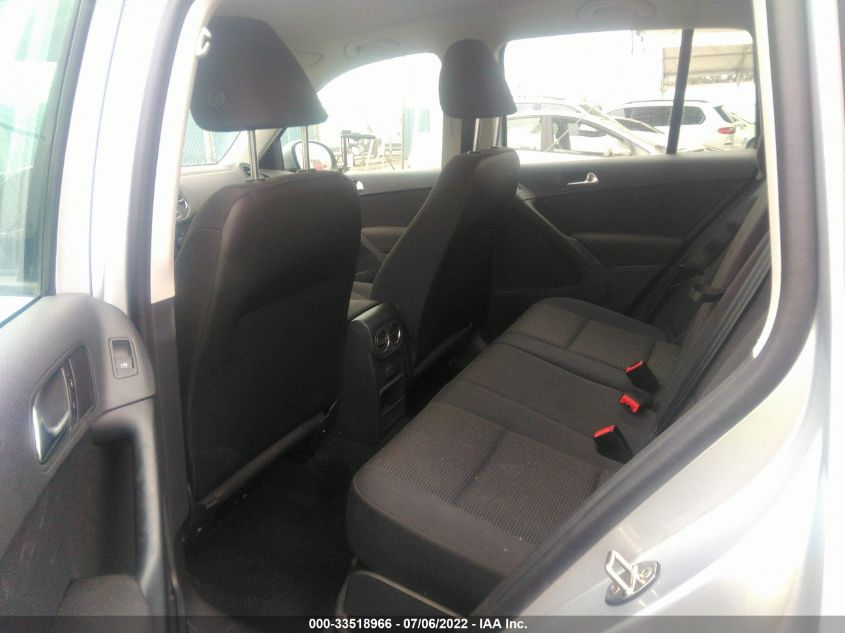 2018 VOLKSWAGEN TIGUAN LIMITED WVGBV7AX4JK004052