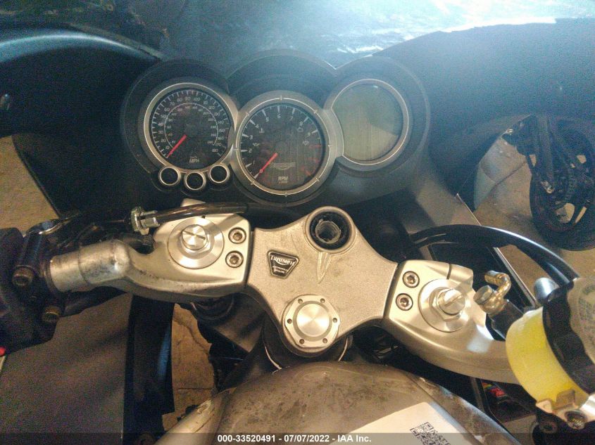 2005 TRIUMPH MOTORCYCLE SPRINT ST SMT600PK45J233240