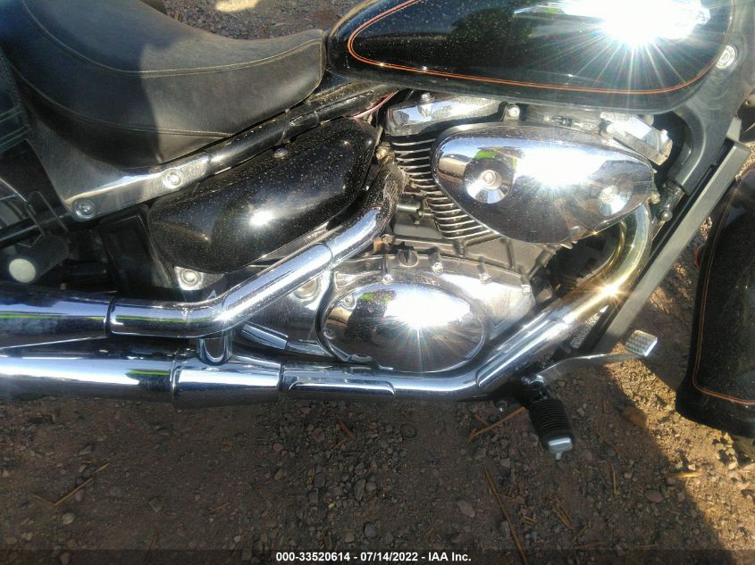 2004 SUZUKI VL800 JS1VS54A642110409
