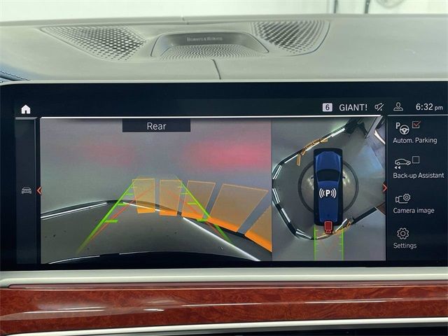 2021 BMW X7 ALPINA XB7 5UXCX6C1XM9G60310