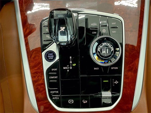 2021 BMW X7 ALPINA XB7 5UXCX6C1XM9G60310