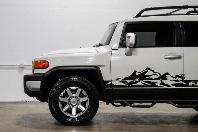 2014 TOYOTA FJ CRUISER JTEBU4BF7EK185628