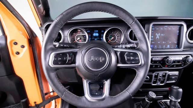 2018 JEEP WRANGLER UNLIMITED SAHARA 1C4HJXEG4JW131798
