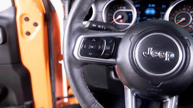 2018 JEEP WRANGLER UNLIMITED SAHARA 1C4HJXEG4JW131798