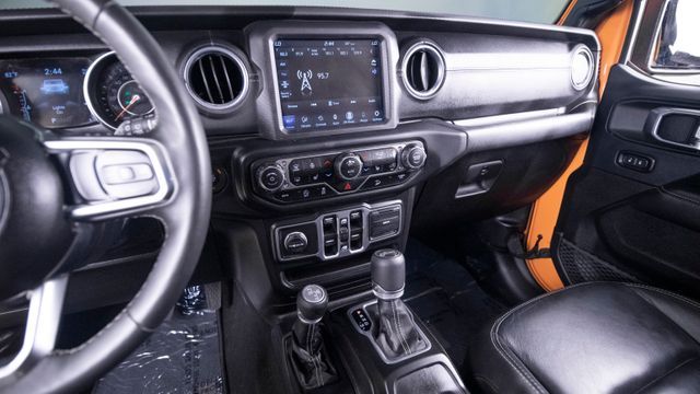 2018 JEEP WRANGLER UNLIMITED SAHARA 1C4HJXEG4JW131798