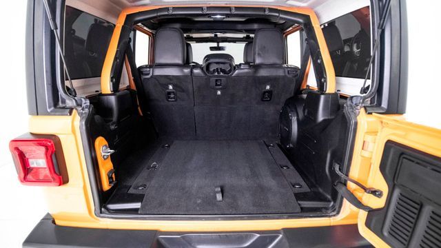 2018 JEEP WRANGLER UNLIMITED SAHARA 1C4HJXEG4JW131798
