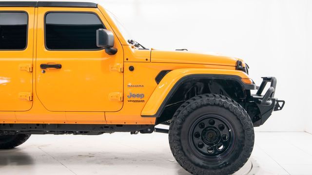 2018 JEEP WRANGLER UNLIMITED SAHARA 1C4HJXEG4JW131798
