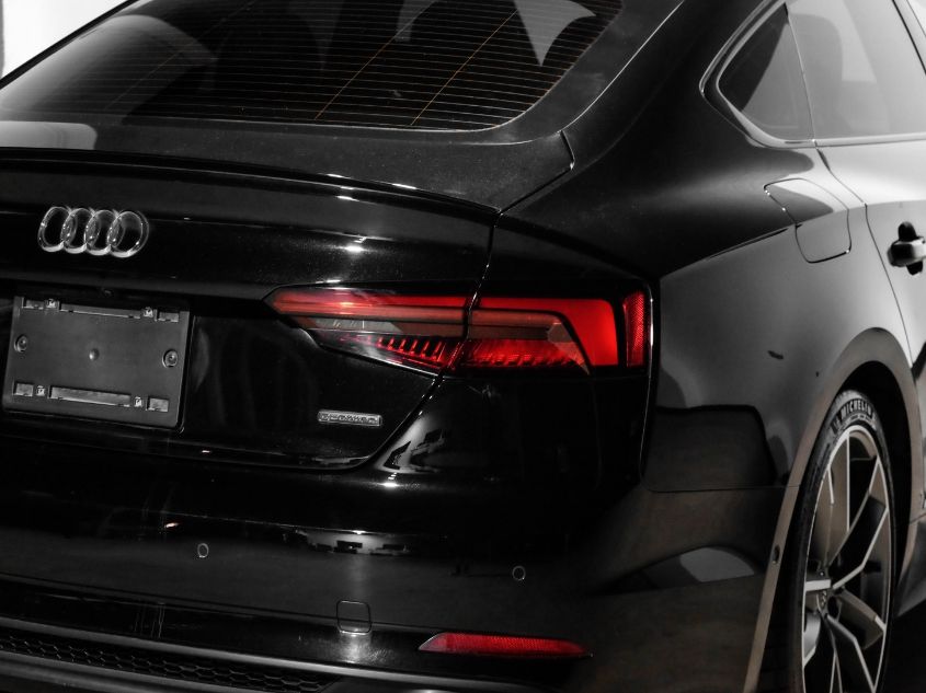2019 AUDI A5 SPORTBACK PRESTIGE WAUFNCF59KA011055